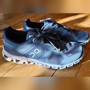 ON Cloud Running Shoes Women's 7
